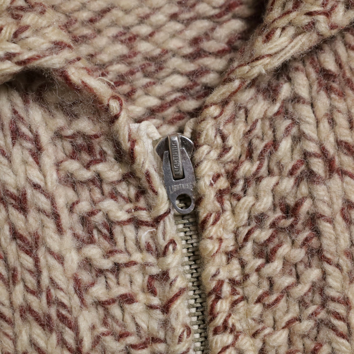 WOLF PATTERN COWICHAN SWEATER (MIX COLOR/BIG SIZE/GOOD CONDITION)