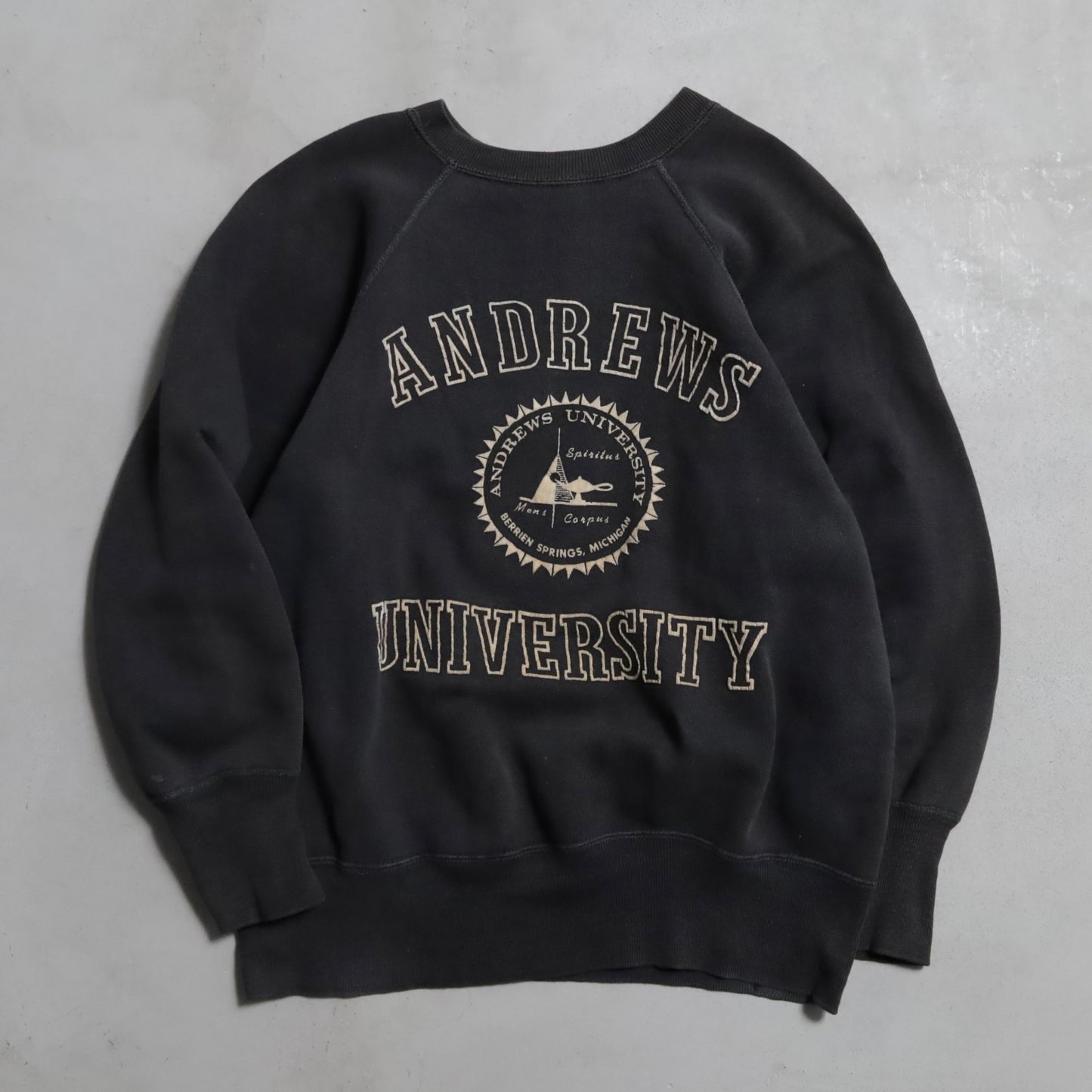 ANDREWS UNIVERSITY FLOCKY SWEAT SHIRT (BLACK/BIG SIZE/GOOD CONDITION)