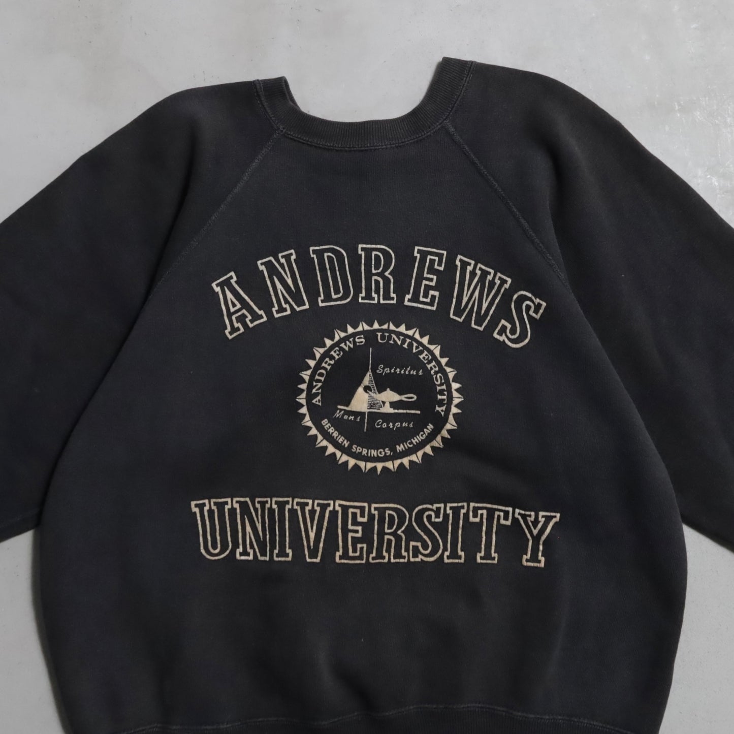 ANDREWS UNIVERSITY FLOCKY SWEAT SHIRT (BLACK/BIG SIZE/GOOD CONDITION)