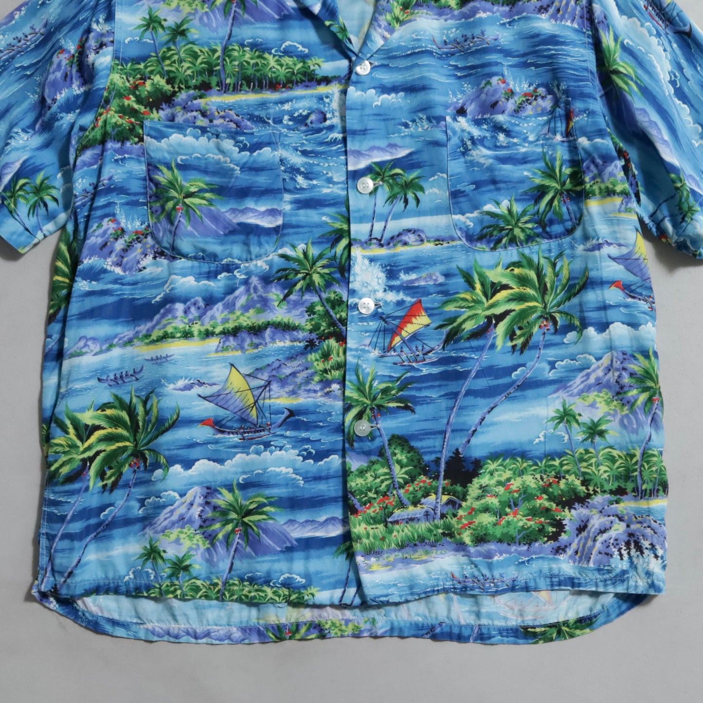 PENNEY'S RAYON HAWAIIAN SHIRT (MEDIUM/GOOD CONDITION)