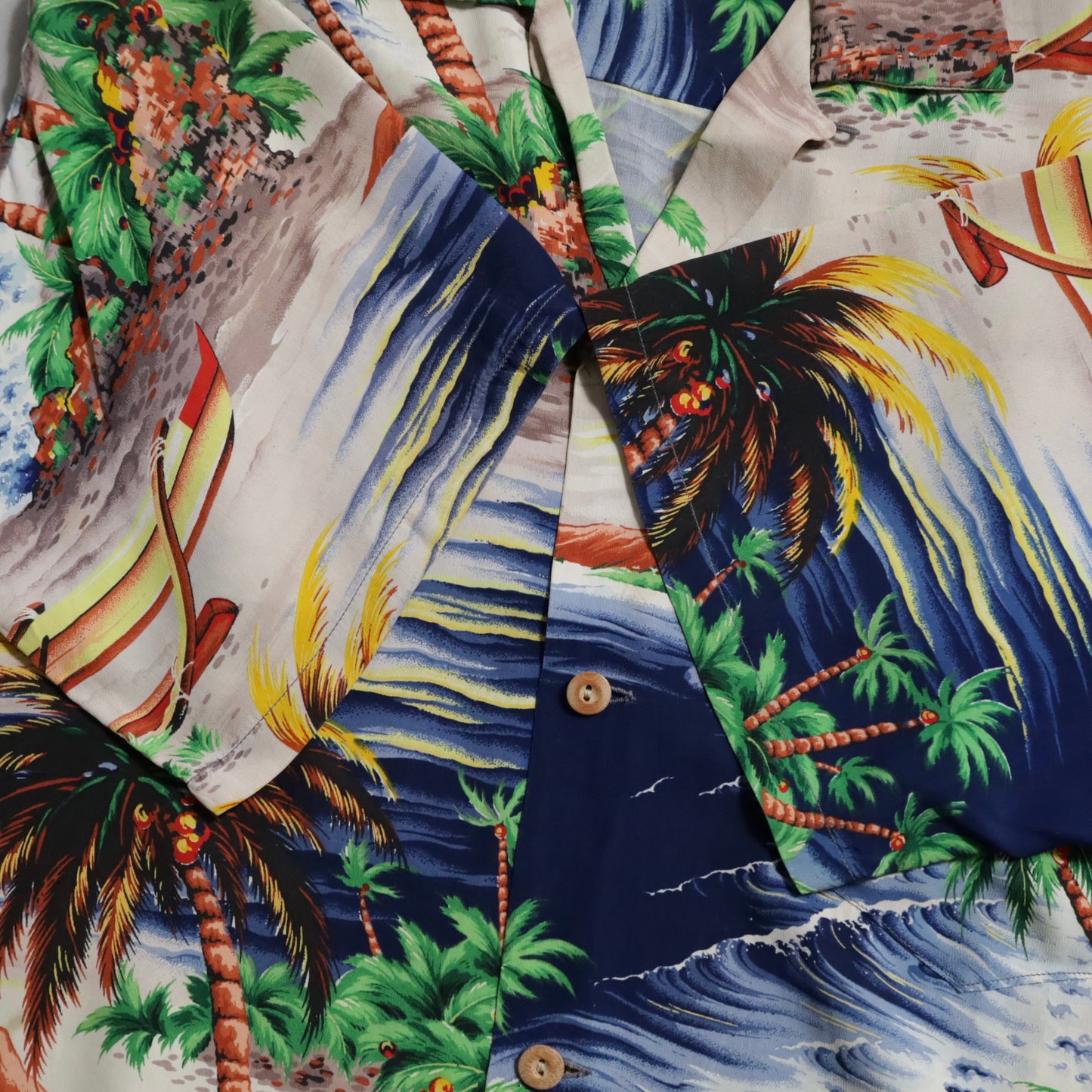 HALE HAWAII HAWAIIAN SHIRT (XLARGE/GOOD CONDITION)