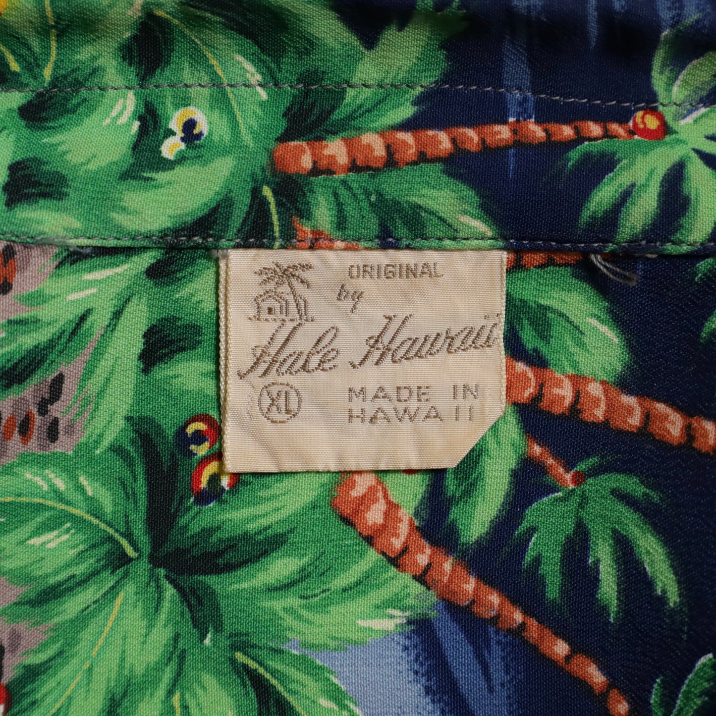 HALE HAWAII HAWAIIAN SHIRT (XLARGE/GOOD CONDITION)
