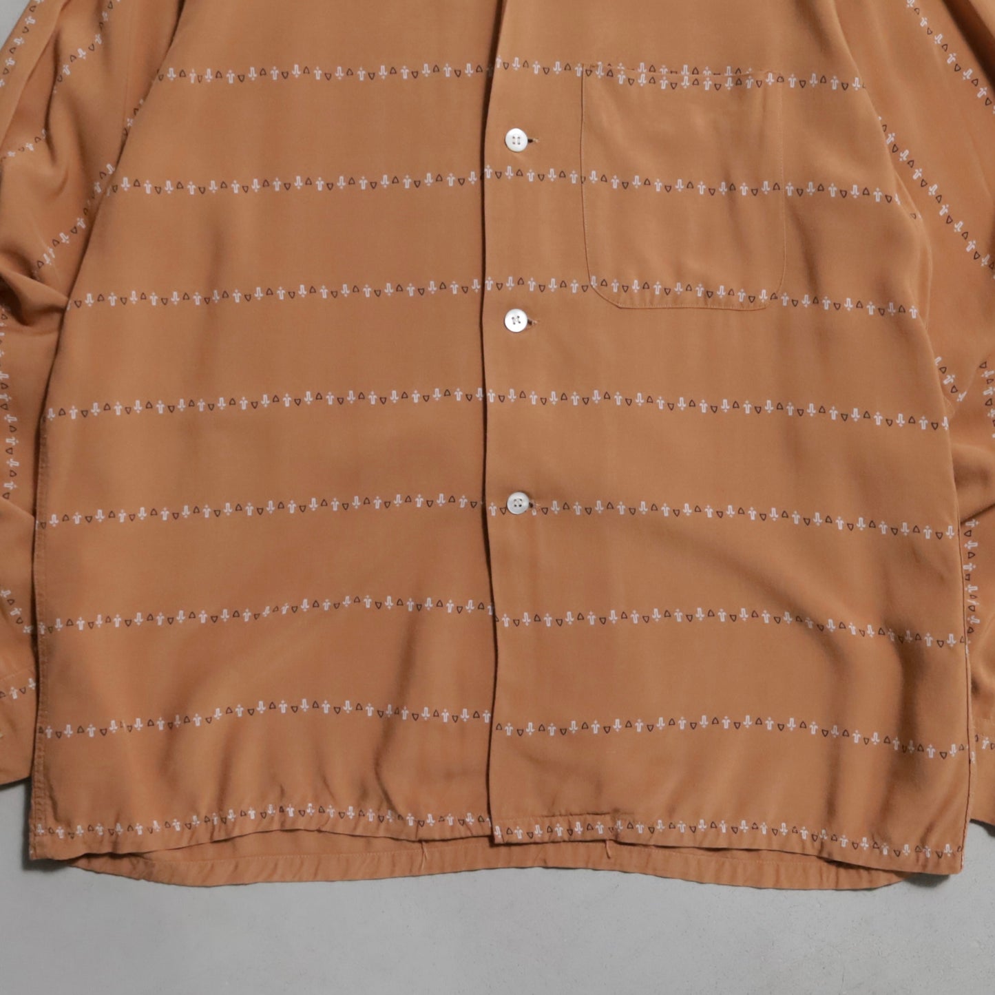 SANDY MAC DONALD ATOMIC PATTERN RAYON SHIRT (LARGE/GOOD CONDITION)