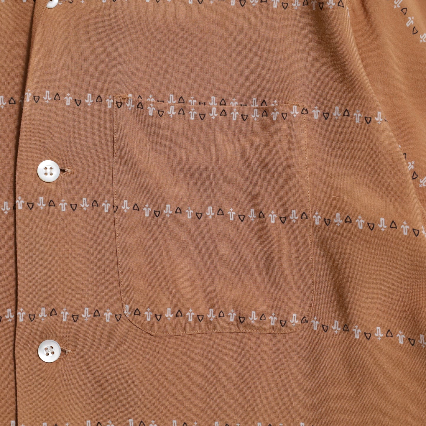 SANDY MAC DONALD ATOMIC PATTERN RAYON SHIRT (LARGE/GOOD CONDITION)