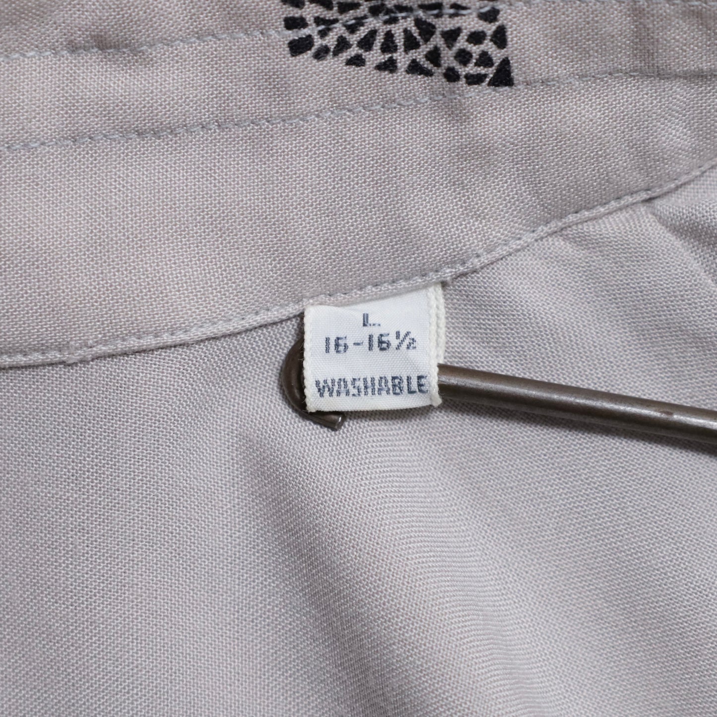 CAVALIER CASUALS ATOMIC PATTERN RAYON SHIRT (LARGE/GOOD CONDITION)