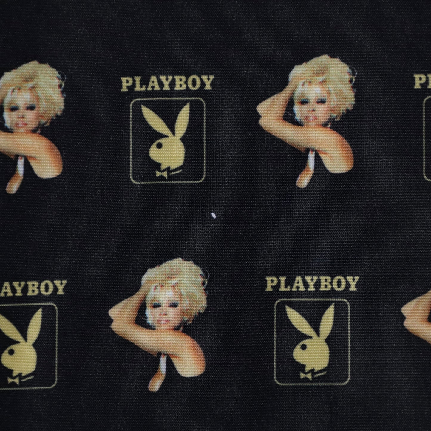 PLAYBOY ALL-OVER PATTERN S/S SHIRT (LARGE/MINT CONDITION)