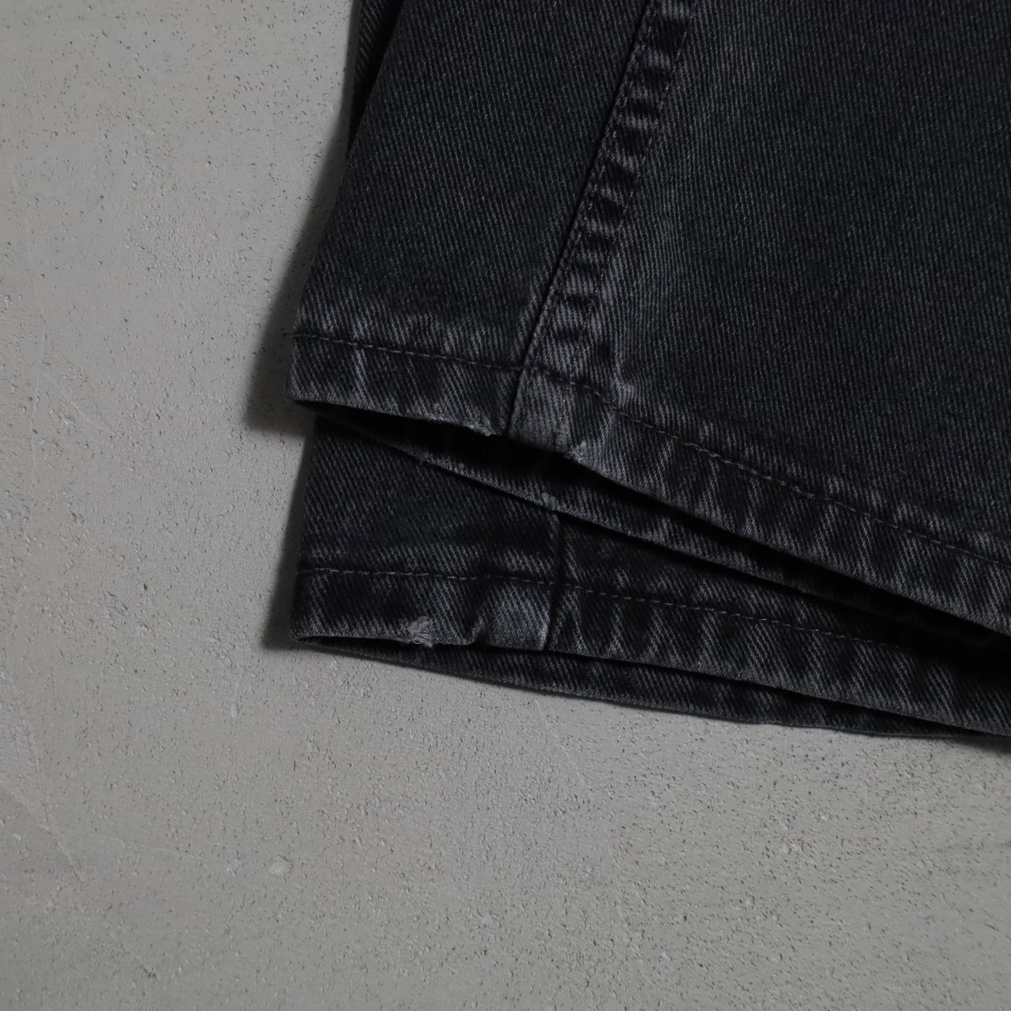 LEVI'S 505 BLACK DENIM PANTS (W33L32/GOOD CONDITION)