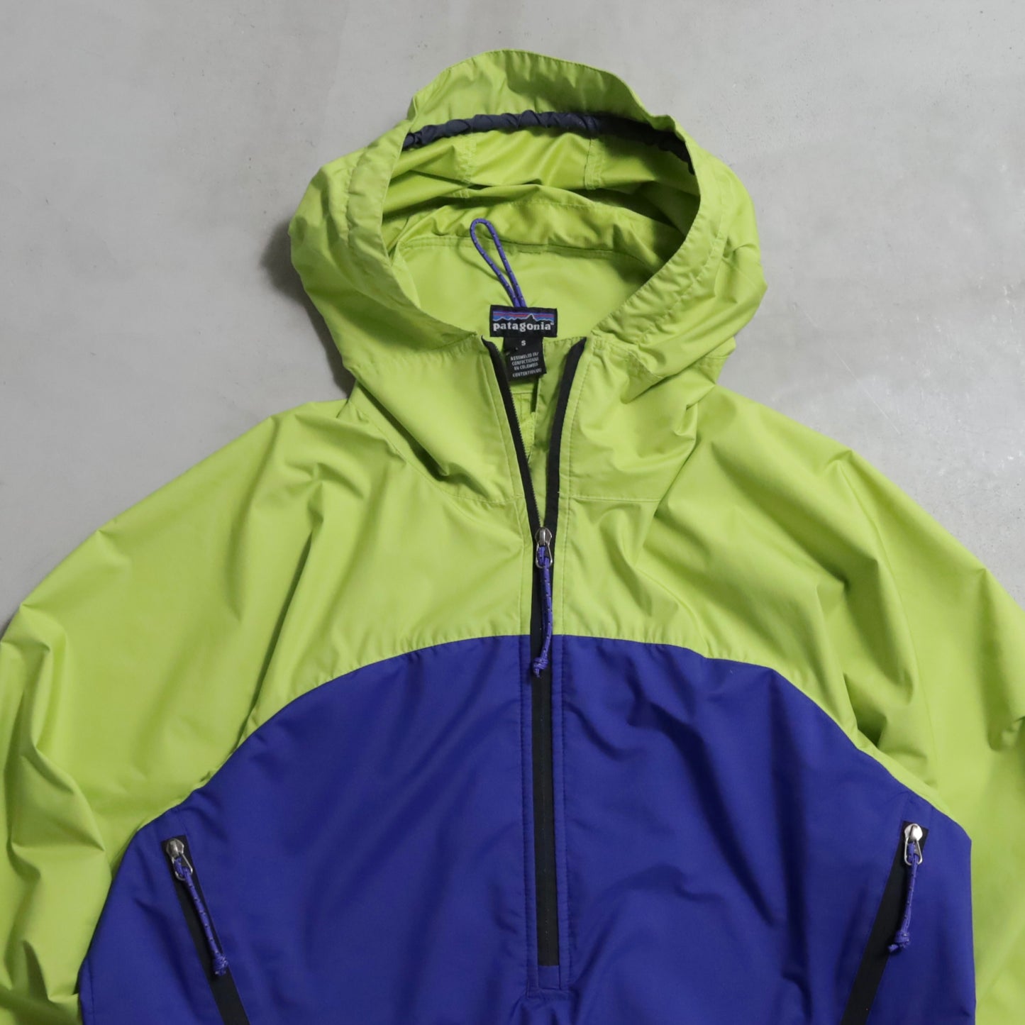 PATAGONIA ESSENTIAL PULLOVER JACKET (SMALL/GOOD CONDITION)