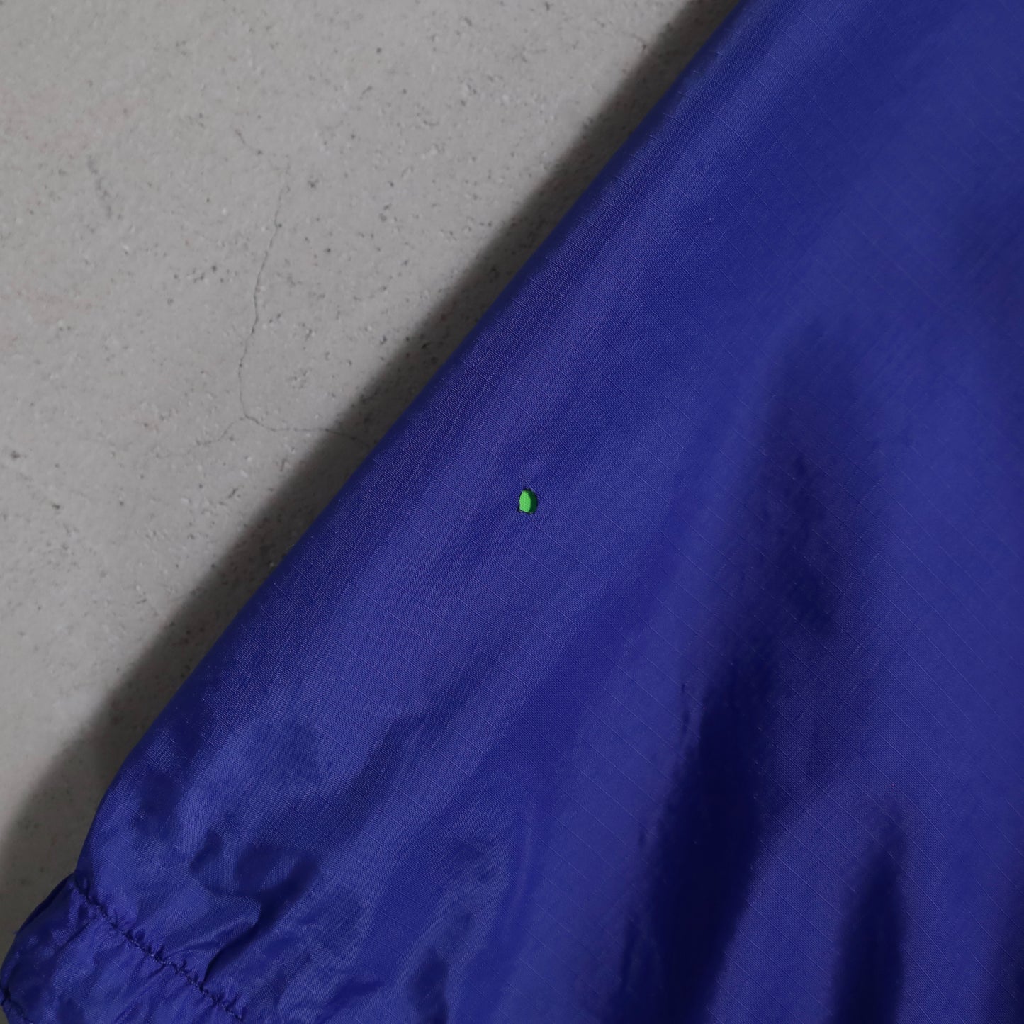 PATAGONIA NYLON REVERSIBLE PULLOVER JACKET (LARGE/GOOD CONDITION)