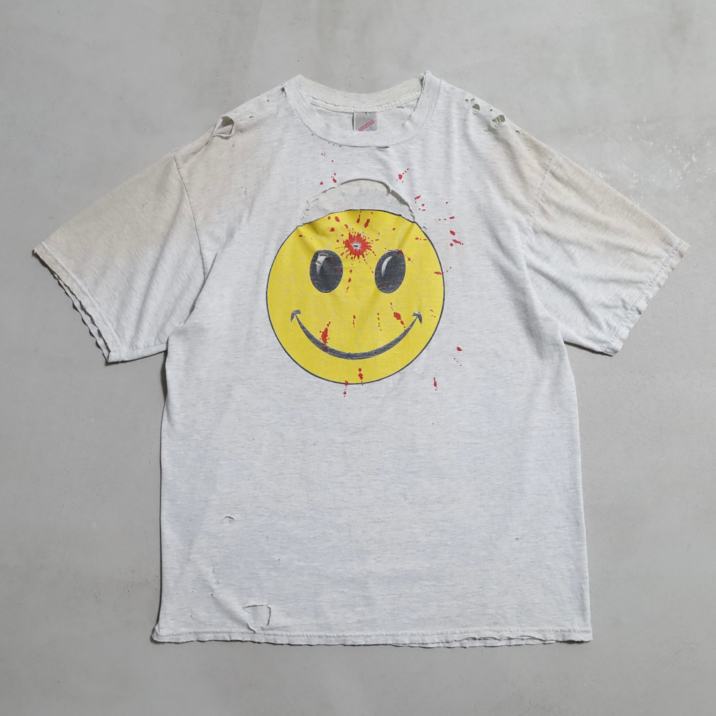 GUN SHOT SMILE FACE T-SHIRT (XLARGE/GOOD DAMAGE)