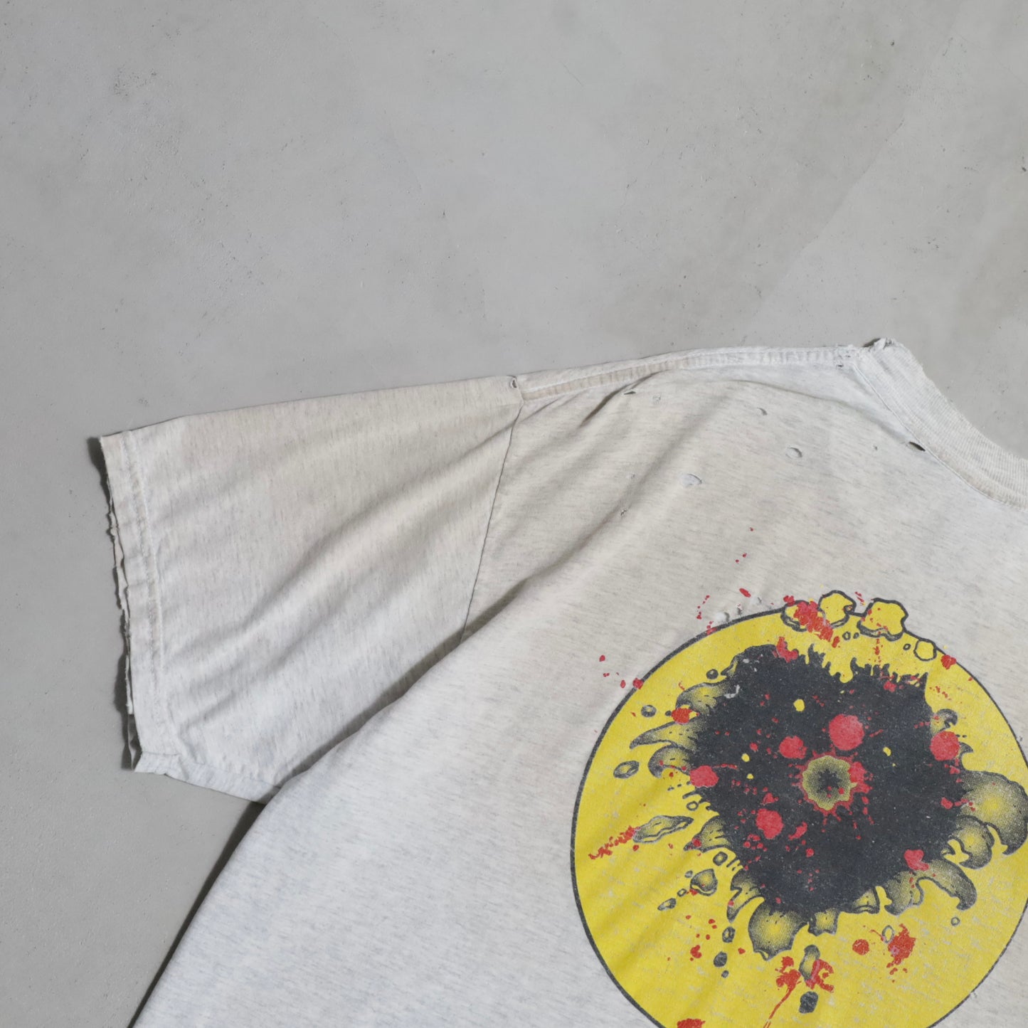 GUN SHOT SMILE FACE T-SHIRT (XLARGE/GOOD DAMAGE)