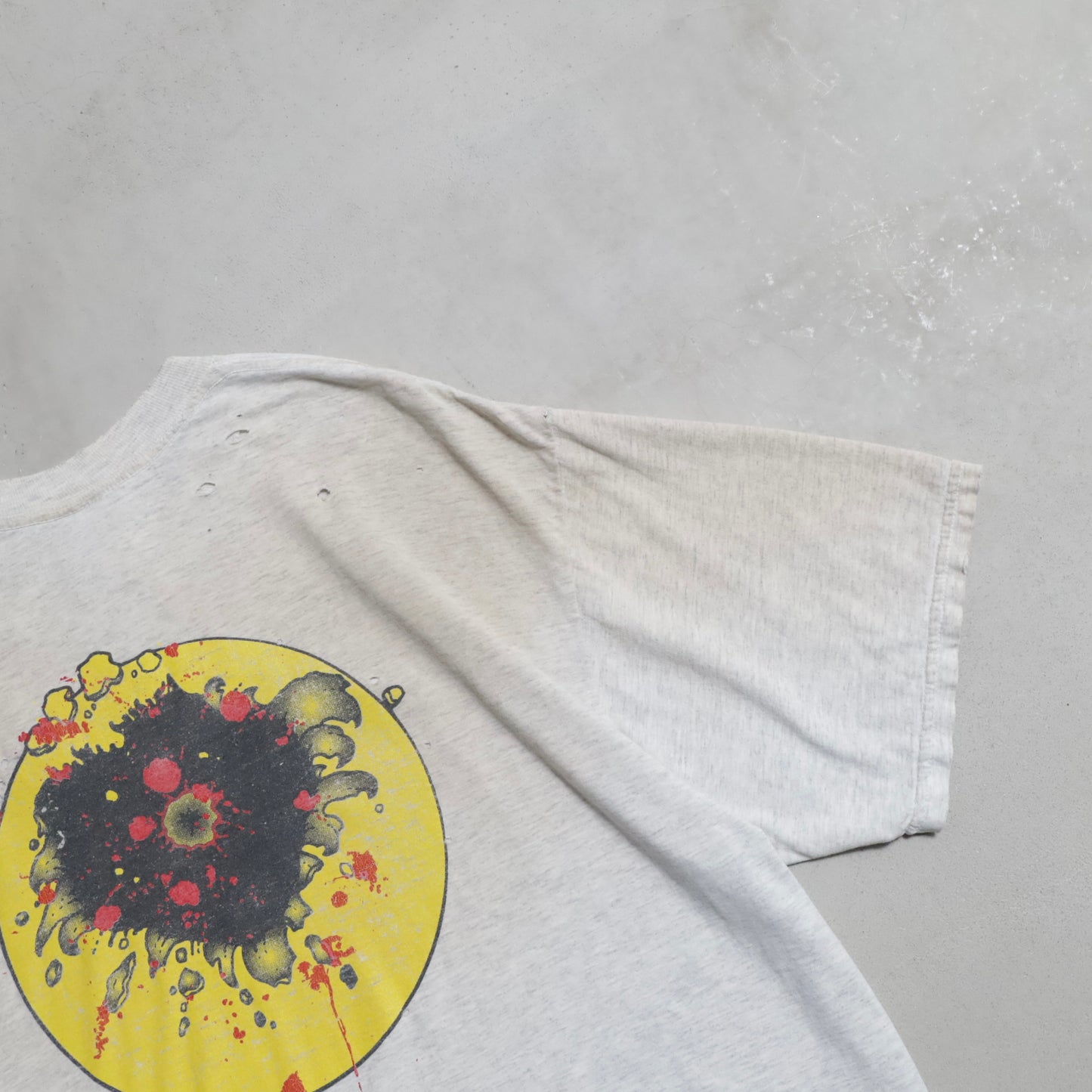 GUN SHOT SMILE FACE T-SHIRT (XLARGE/GOOD DAMAGE)