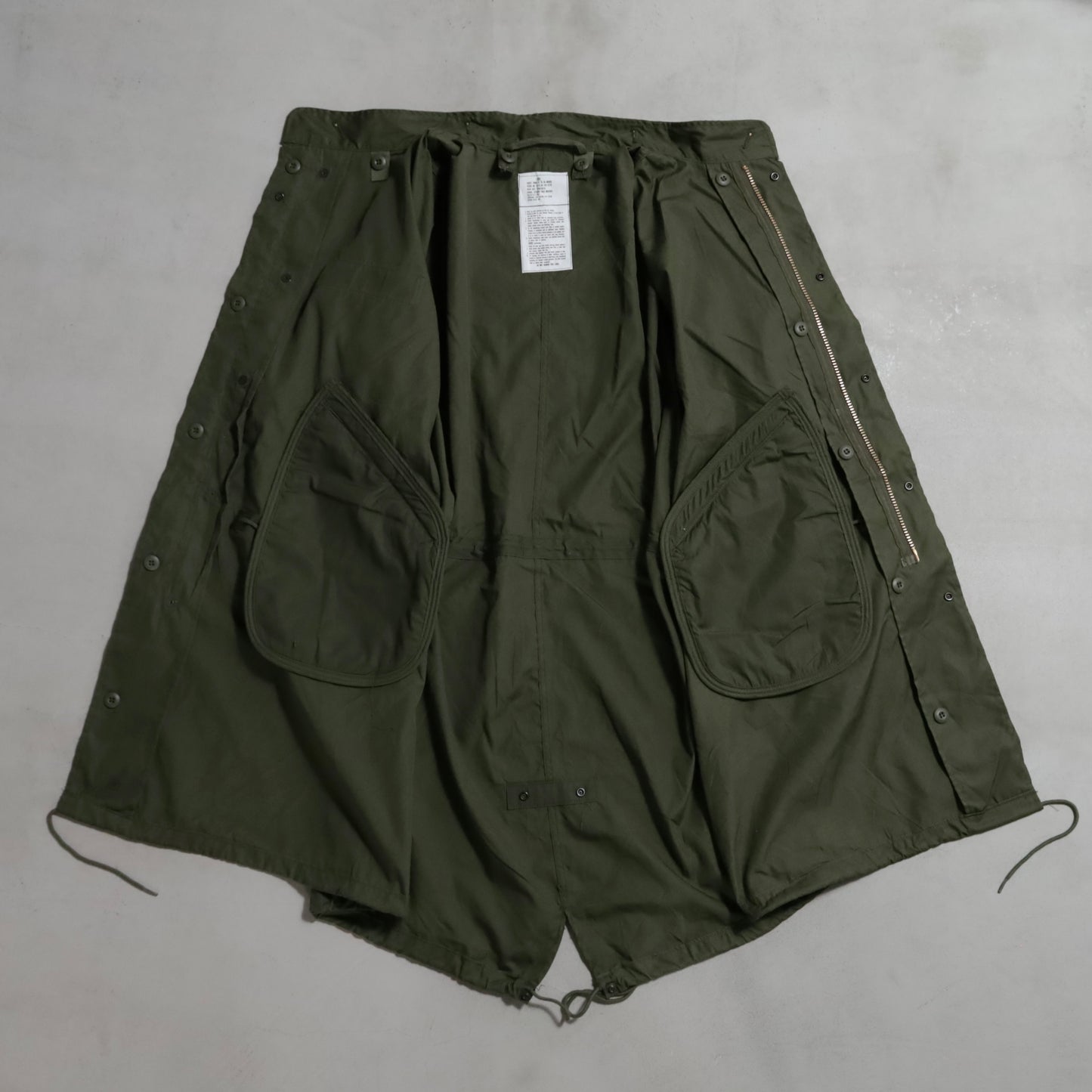 DEAD STOCK U.S.ARMY M-65 FIELD PARKA (LARGE)