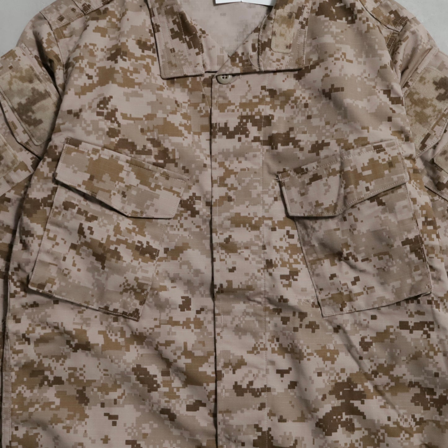 DEAD STOCK PATAGONIA MARS LEVEL 9 TEMPERATE BLOUSE (MEDIUM/REGULAR)