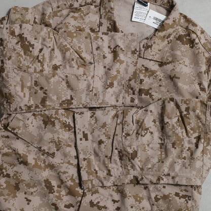 DEAD STOCK PATAGONIA MARS LEVEL 9 TEMPERATE BLOUSE (MEDIUM/REGULAR)
