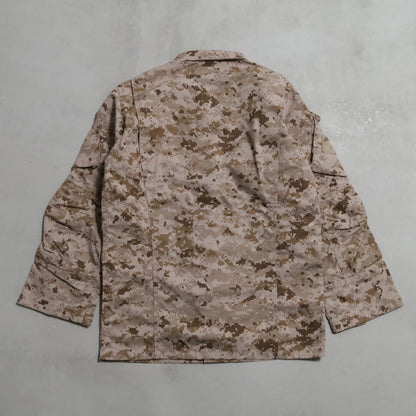 DEAD STOCK PATAGONIA MARS LEVEL 9 TEMPERATE BLOUSE (MEDIUM/REGULAR)