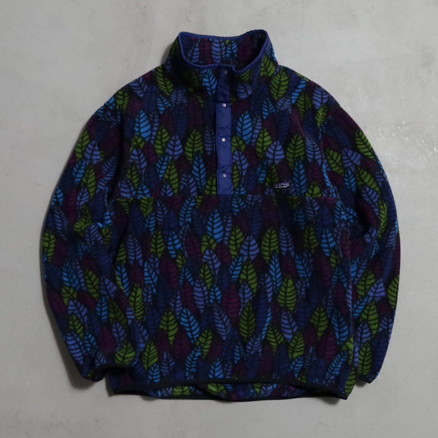 PATAGONIA LEAF PATTERN SNAP-T FLEECE JACKET (XLARGE/GOOD CONDITION)