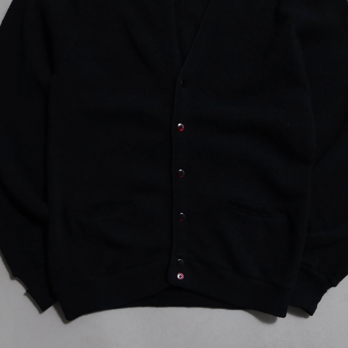 PENDLETON BLACK WOOL CARDIGAN (LARGE/GOOD CONDITION)