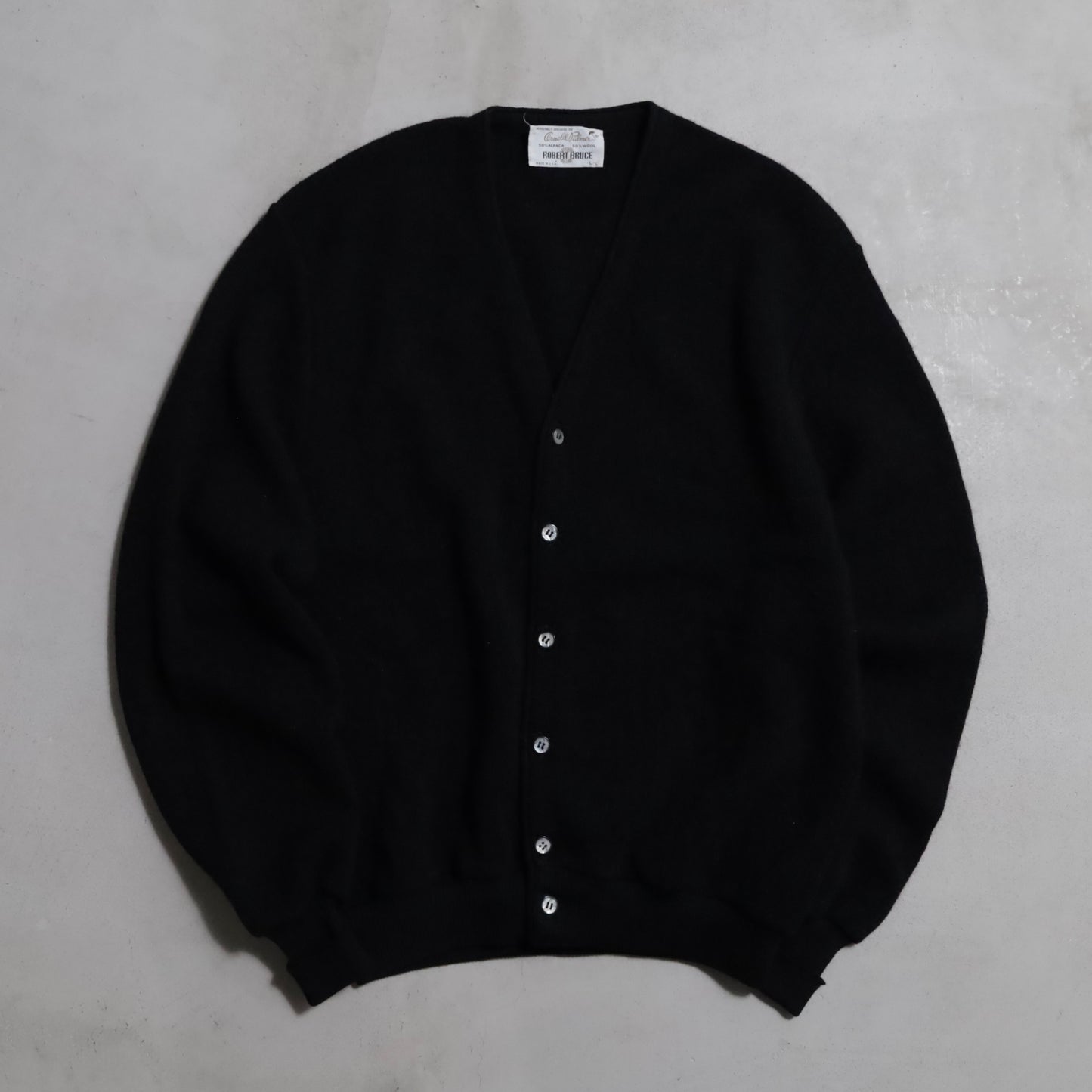 ROBERT BRUCE BLACK ALPACA CARDIGAN (LARGE/GOOD CONDITION)