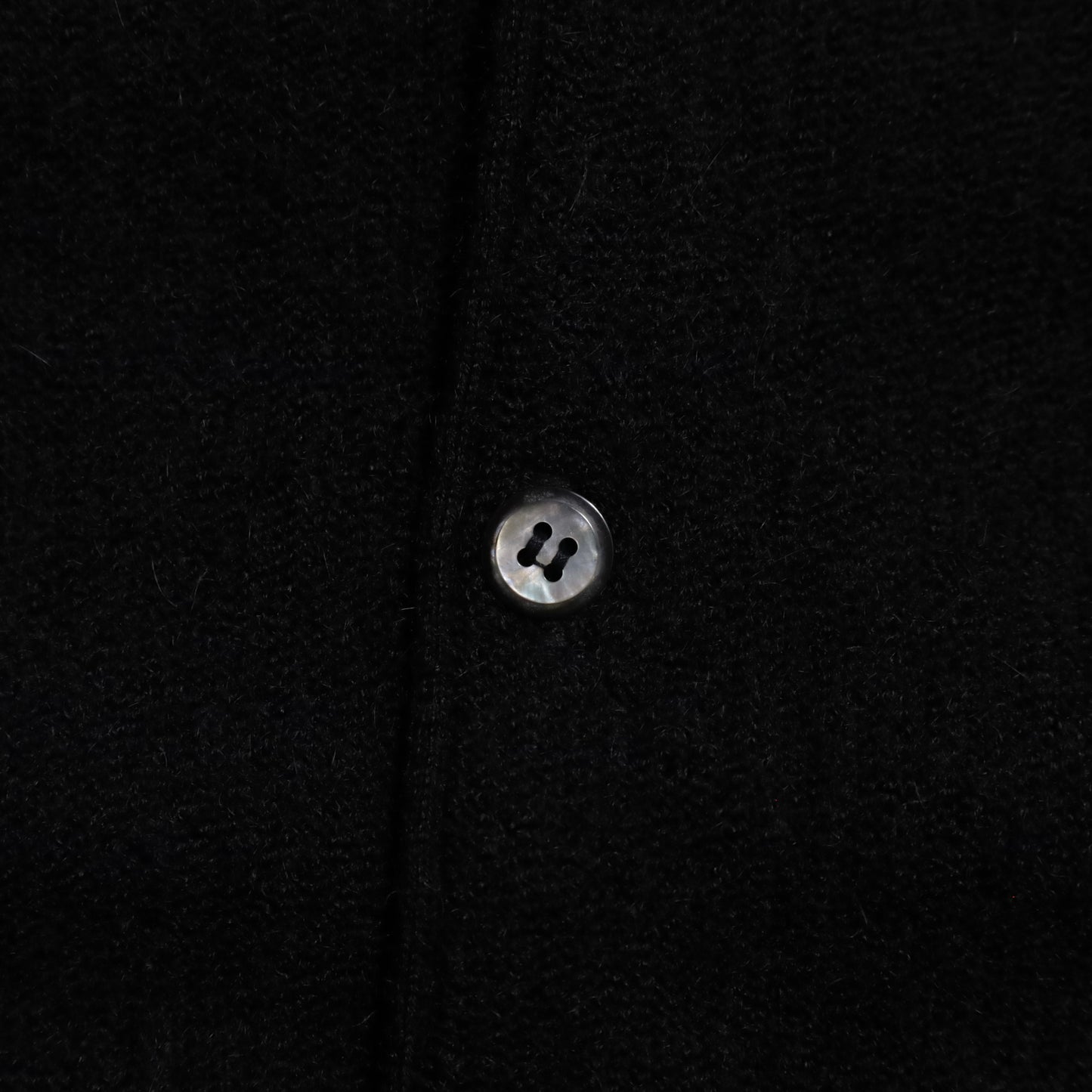 ROBERT BRUCE BLACK ALPACA CARDIGAN (LARGE/GOOD CONDITION)