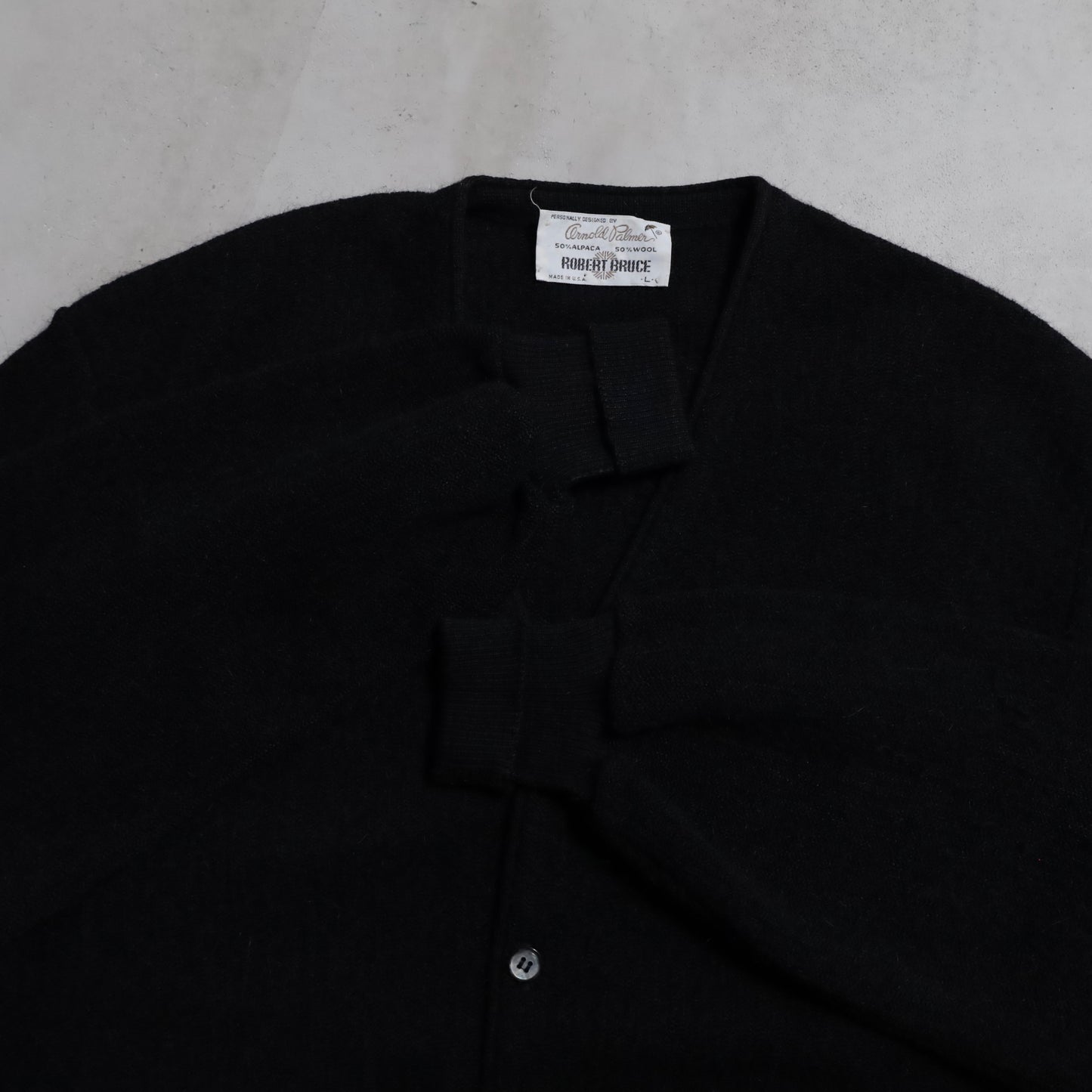 ROBERT BRUCE BLACK ALPACA CARDIGAN (LARGE/GOOD CONDITION)