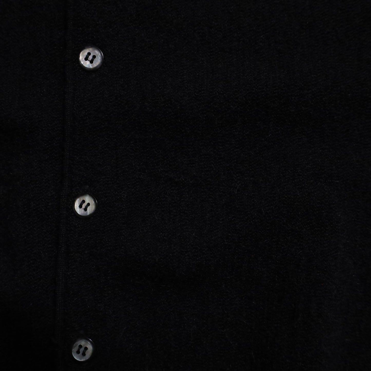 ROBERT BRUCE BLACK ALPACA CARDIGAN (LARGE/GOOD CONDITION)