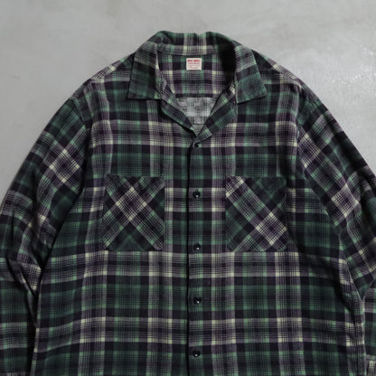 BIG MAC PLAID PRINT FLANNEL SHIRT (LARGE/GOOD CONDITION)