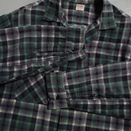 BIG MAC PLAID PRINT FLANNEL SHIRT (LARGE/GOOD CONDITION)