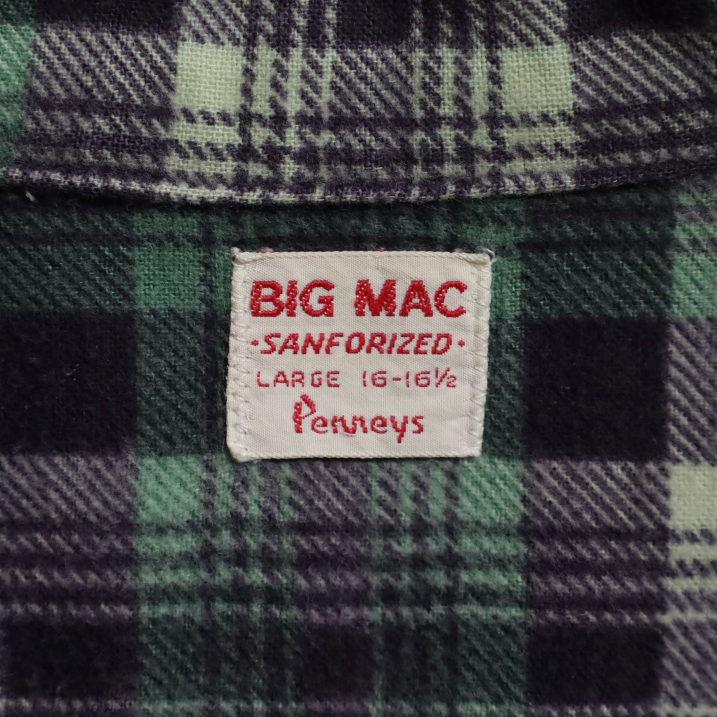 BIG MAC PLAID PRINT FLANNEL SHIRT (LARGE/GOOD CONDITION)