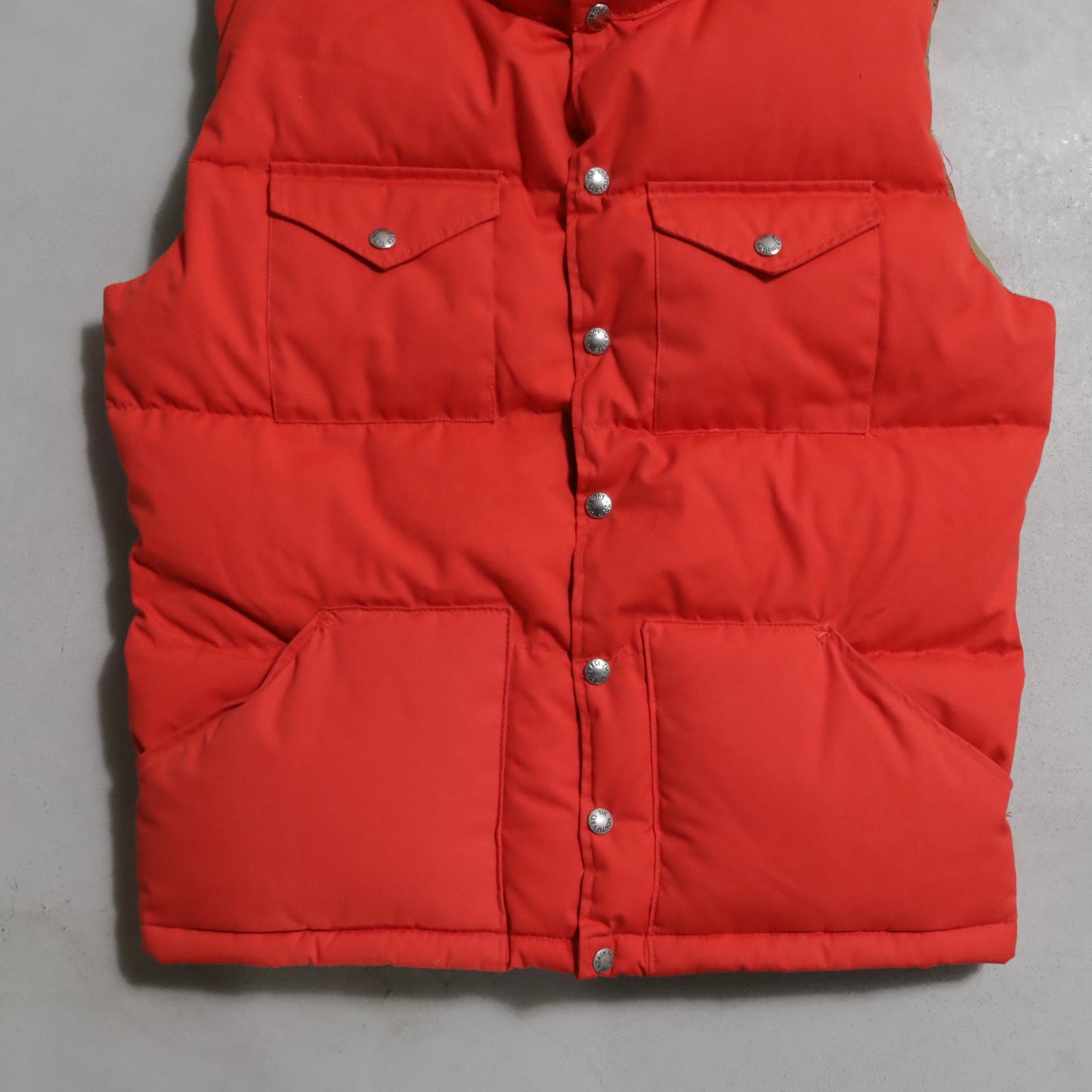 THE NORTH FACE DOWN VEST (MEDIUM/GOOD CONDITION)