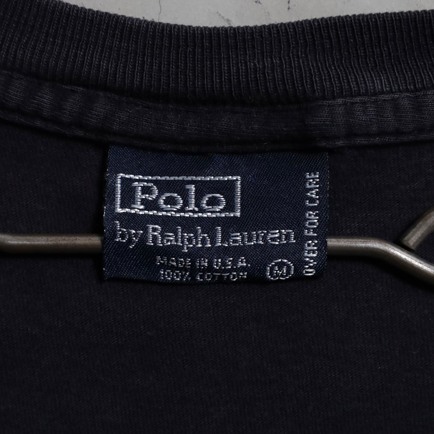 POLO BY RALPH LAUREN BLACK PLAIN T-SHIRT (ONE POCKET/MEDIUM/GOOD CONDITION)