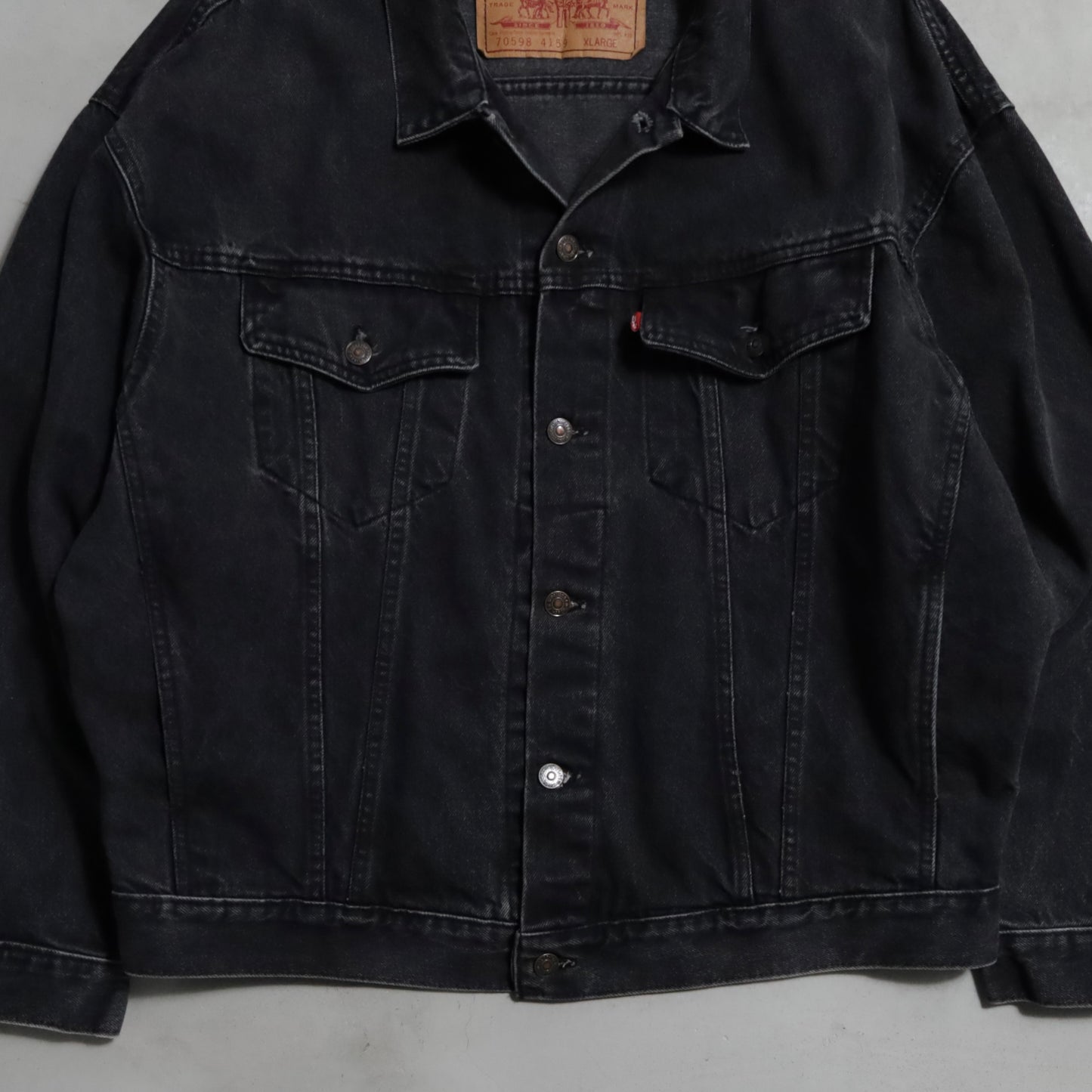 LEVI'S 70598-4159 BLACK DENIM JACKET (XLARGE/GOOD CONDITION)