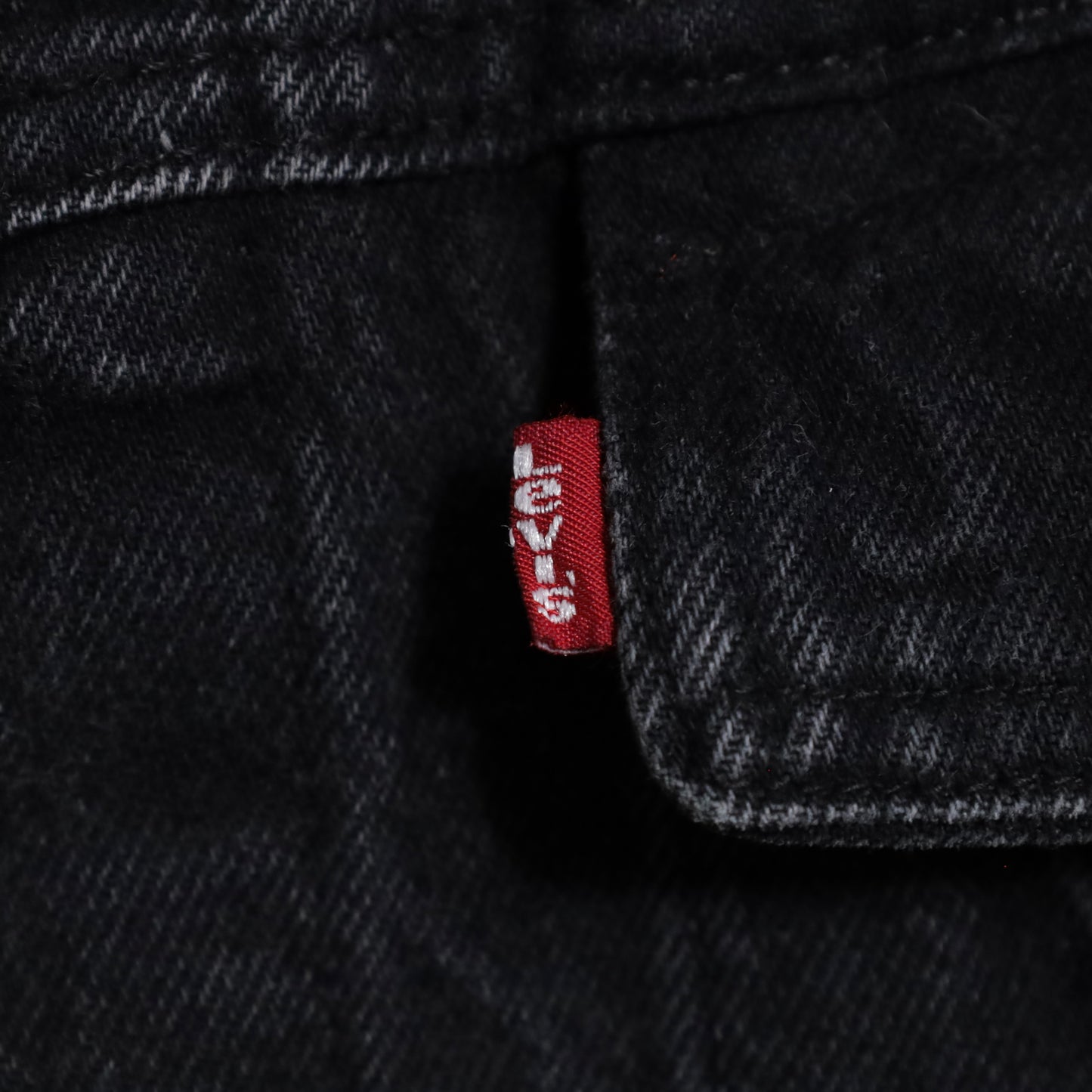 LEVI'S 70598-4159 BLACK DENIM JACKET (XLARGE/GOOD CONDITION)