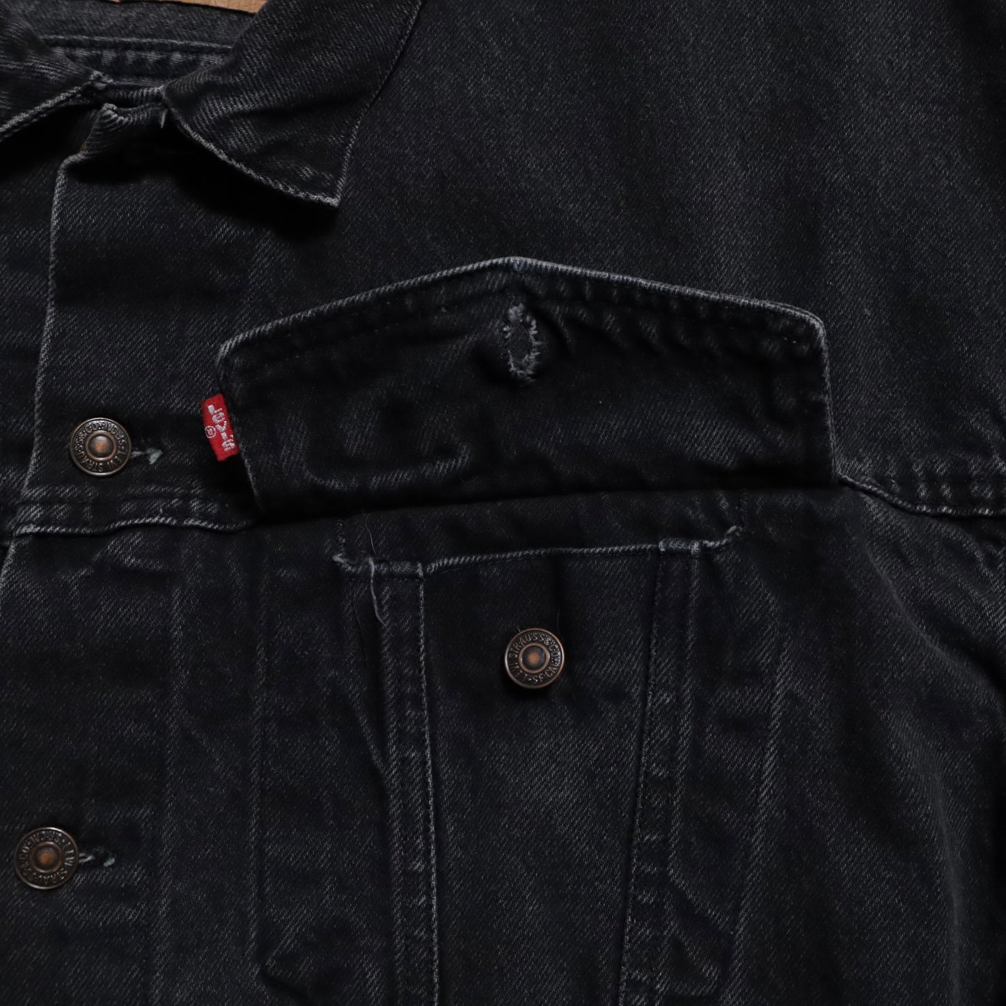 LEVI'S 70598-4159 BLACK DENIM JACKET (XLARGE/GOOD CONDITION)
