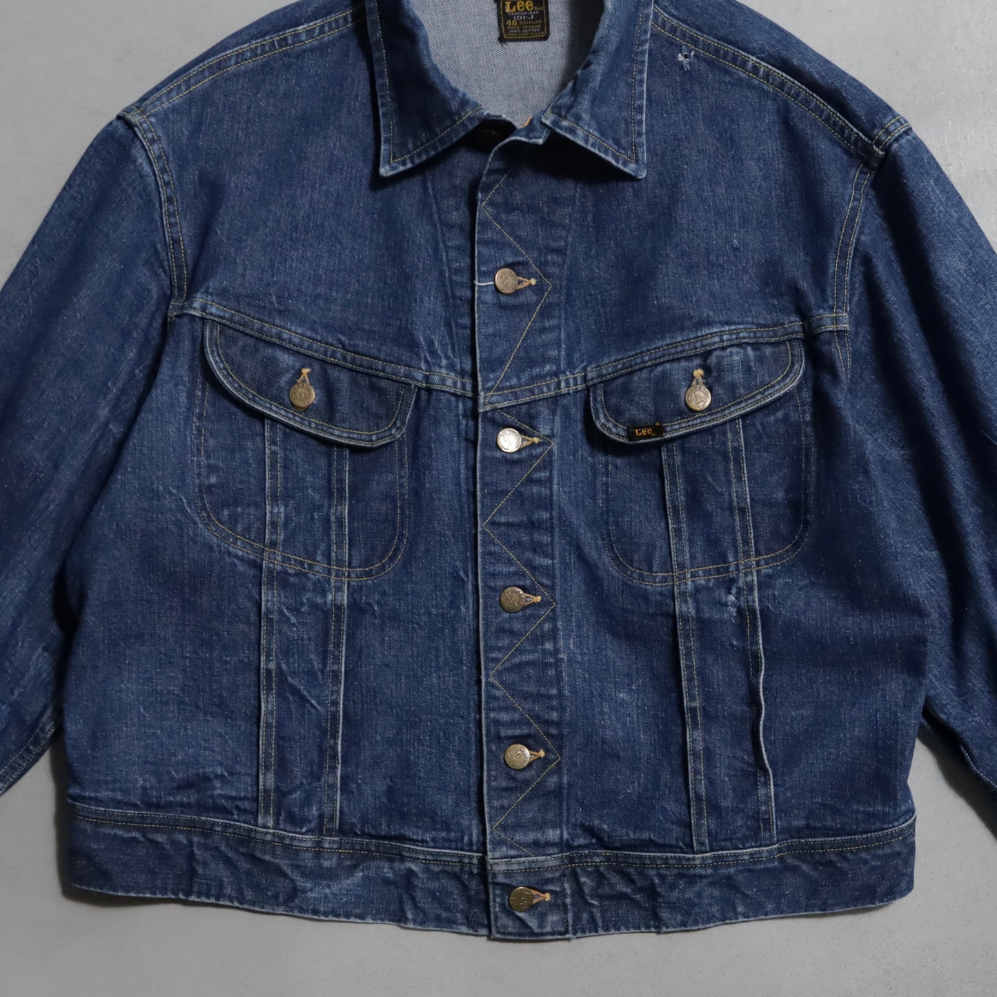 LEE 101-J DENIM JACKET (SIZE 48R/GOOD CONDITION)