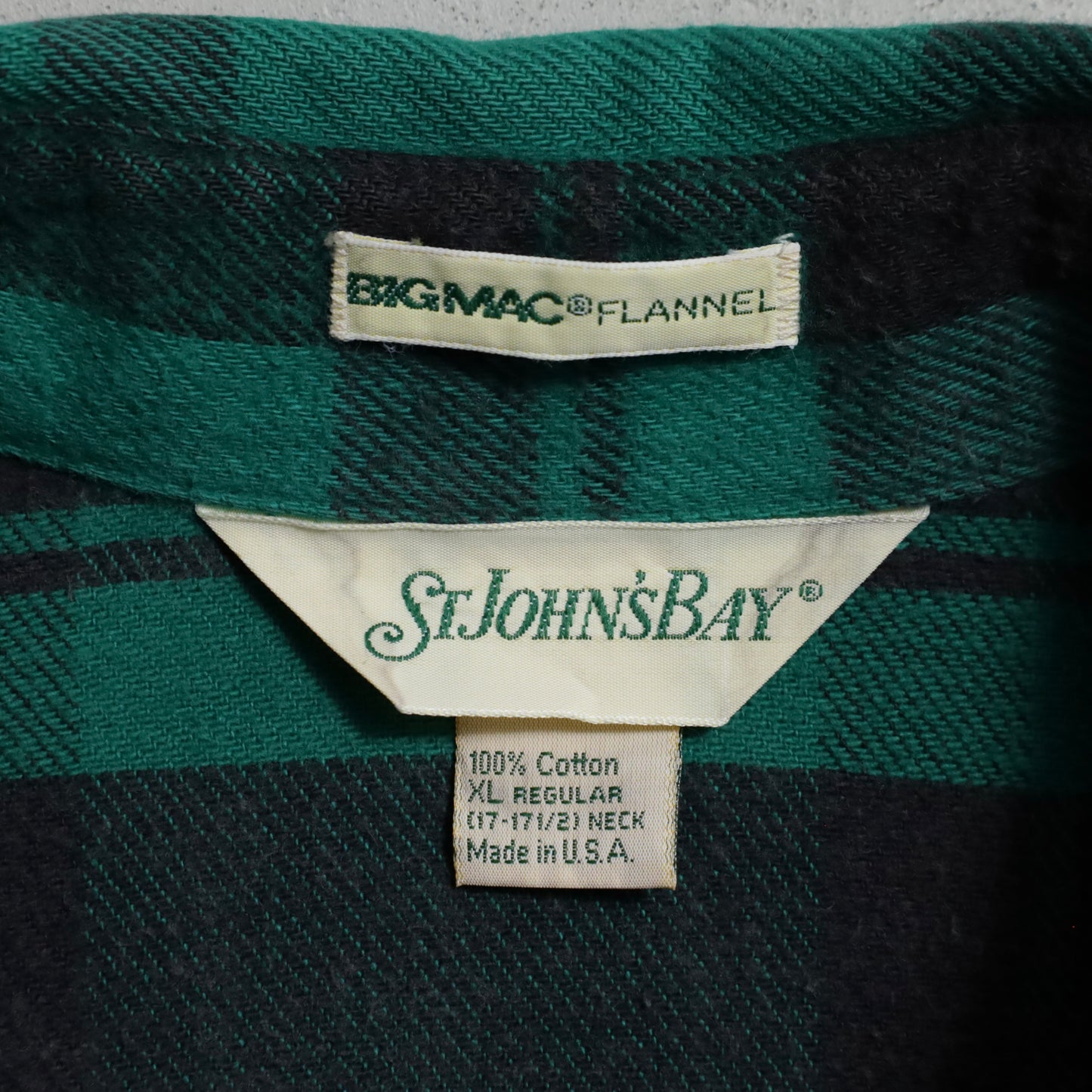 STJOHN'SBAY PLAID HEAVY FLANNEL SHIRT (XLARGE/GOOD CONDITION)