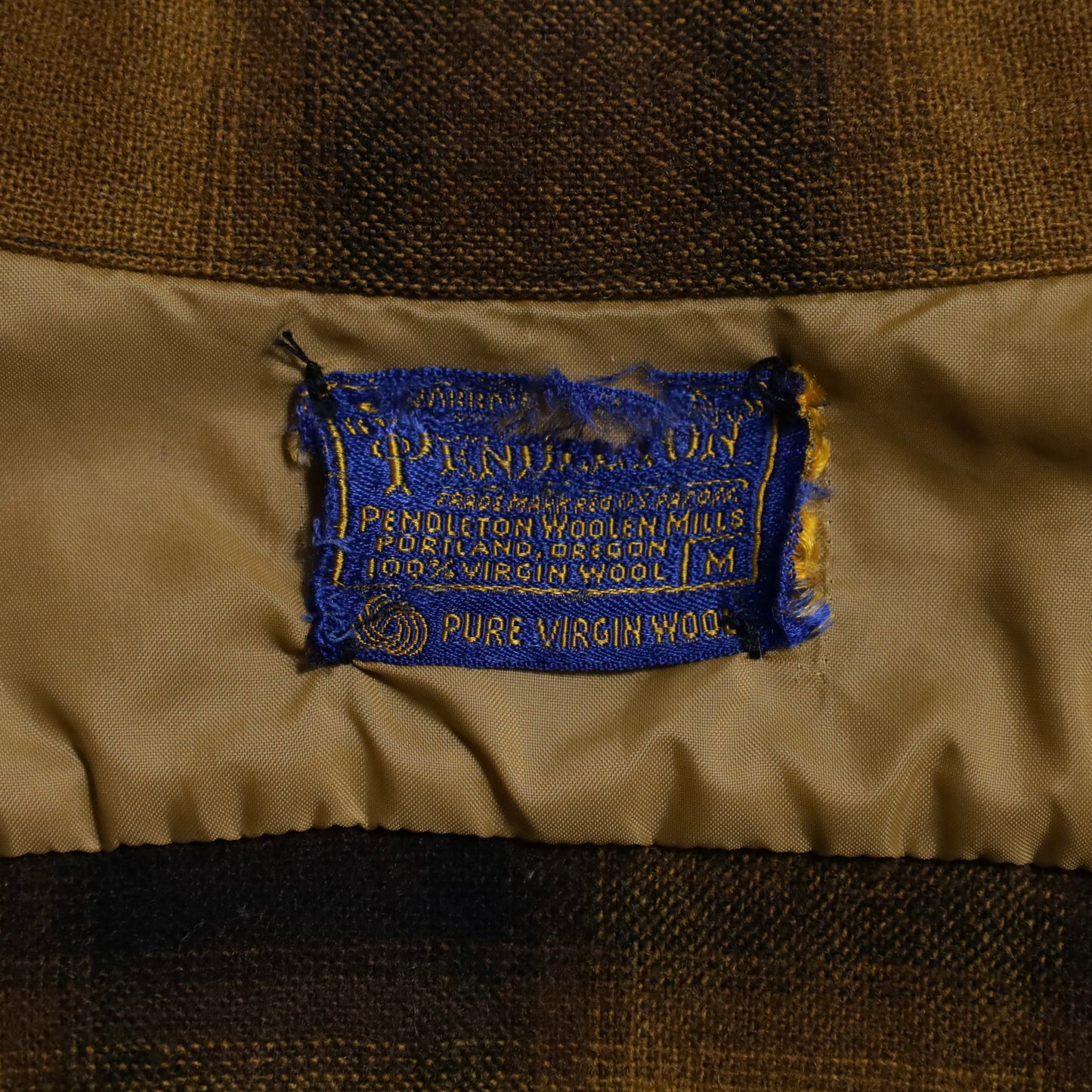 PENDLETON SHADOW PLAID WOOL BOX SHIRT (MEDIUM/GOOD CONDITION)