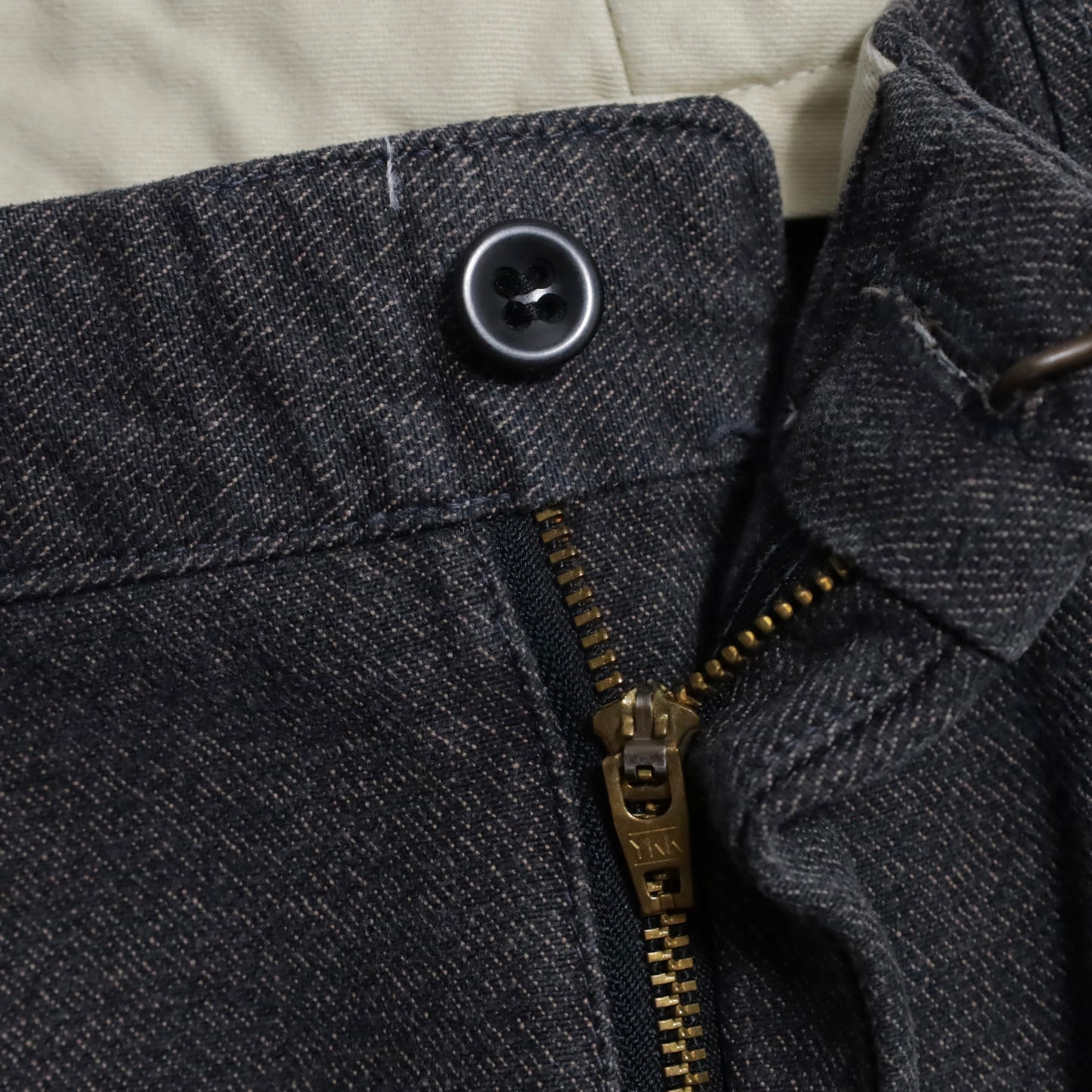 DEAD STOCK POLO BY RALPH LAUREN BLACK COVERT TROUSERS (W38/L32)