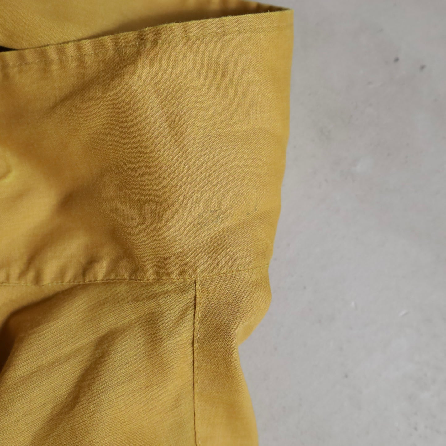 ARROW LOOP COLLAR BOX SHIRT (XLARGE/GOOD CONDITION)