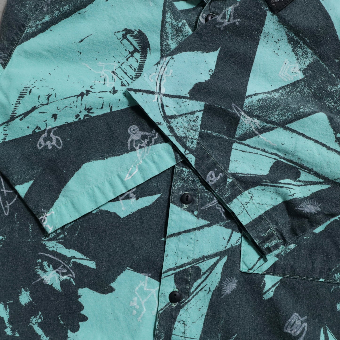 JIMMY'S ALL-OVER PATTERN S/S SHIRT (SMALL/GOOD CONDITION)