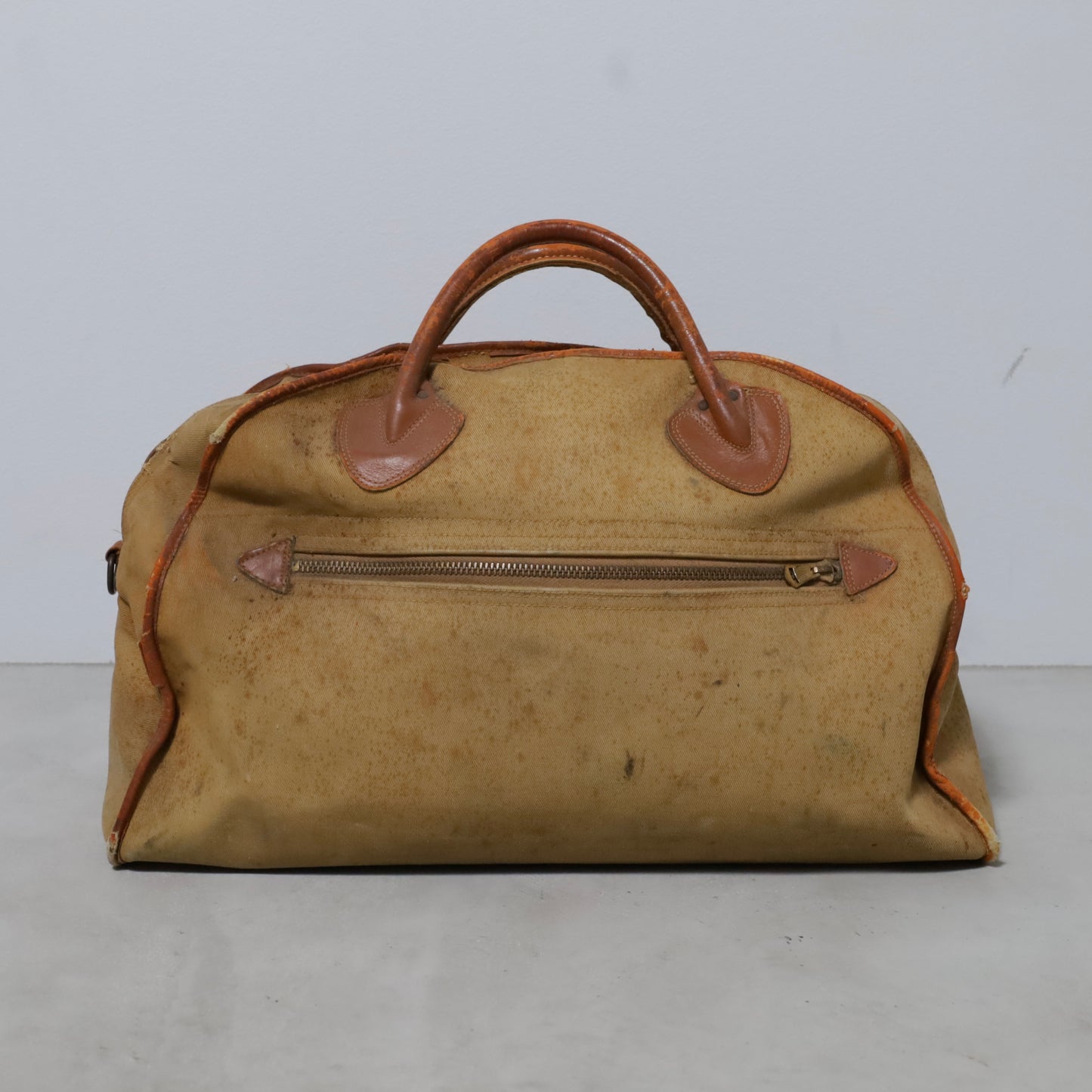 L.L.BEAN ZIPPER DUFFLE BAG WITH BRASS LUGGAGE LOCK (GOOD CONDITION)