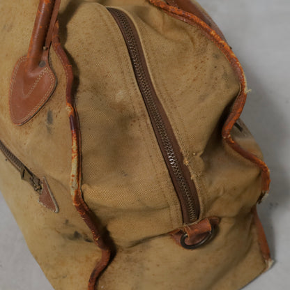 L.L.BEAN ZIPPER DUFFLE BAG WITH BRASS LUGGAGE LOCK (GOOD CONDITION)