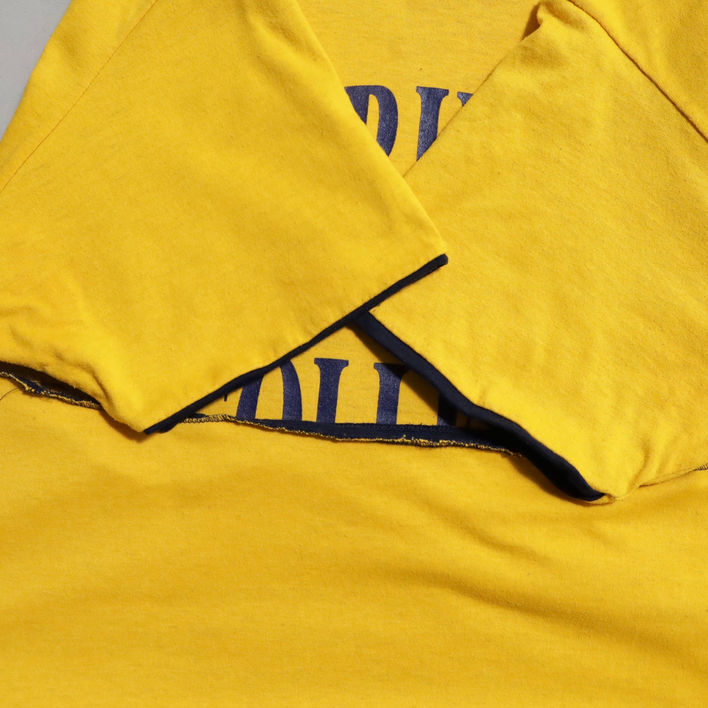 CHAMPION "MERRIMACK COLLEGE" W/F T-SHIRT (XLARGE/GOOD CONDITION)