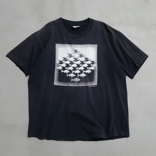 M.C.ESCHER ART T-SHIRT (XLARGE/GOOD CONDITION)