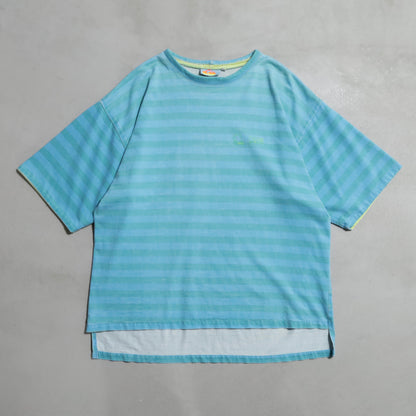 QUIKSILVER STRIPED PATTERN T-SHIRT (LARGE/GOOD CONDITION)