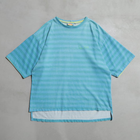 QUIKSILVER STRIPED PATTERN T-SHIRT (LARGE/GOOD CONDITION)