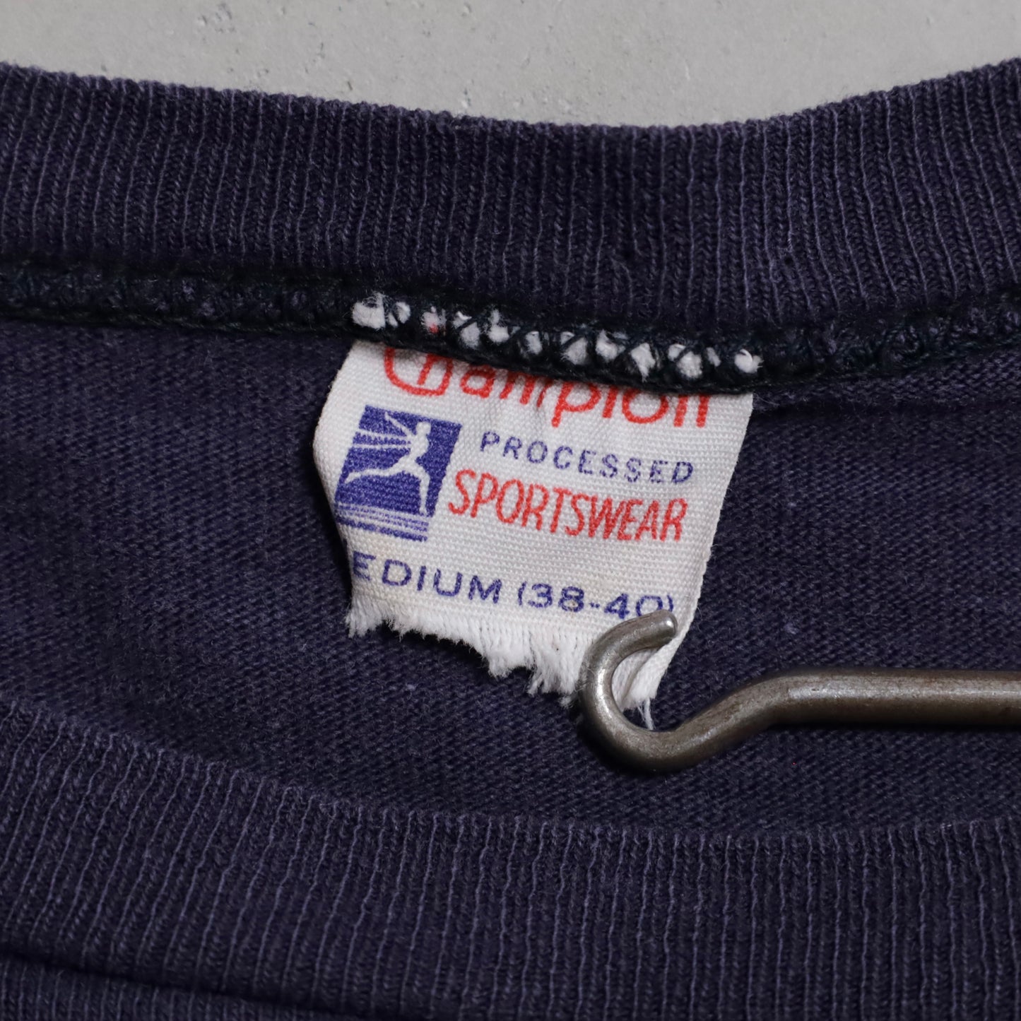 CHAMPION RUNNERS TAG T-SHIRT (MEDIUM/GOOD USED CONDITION)