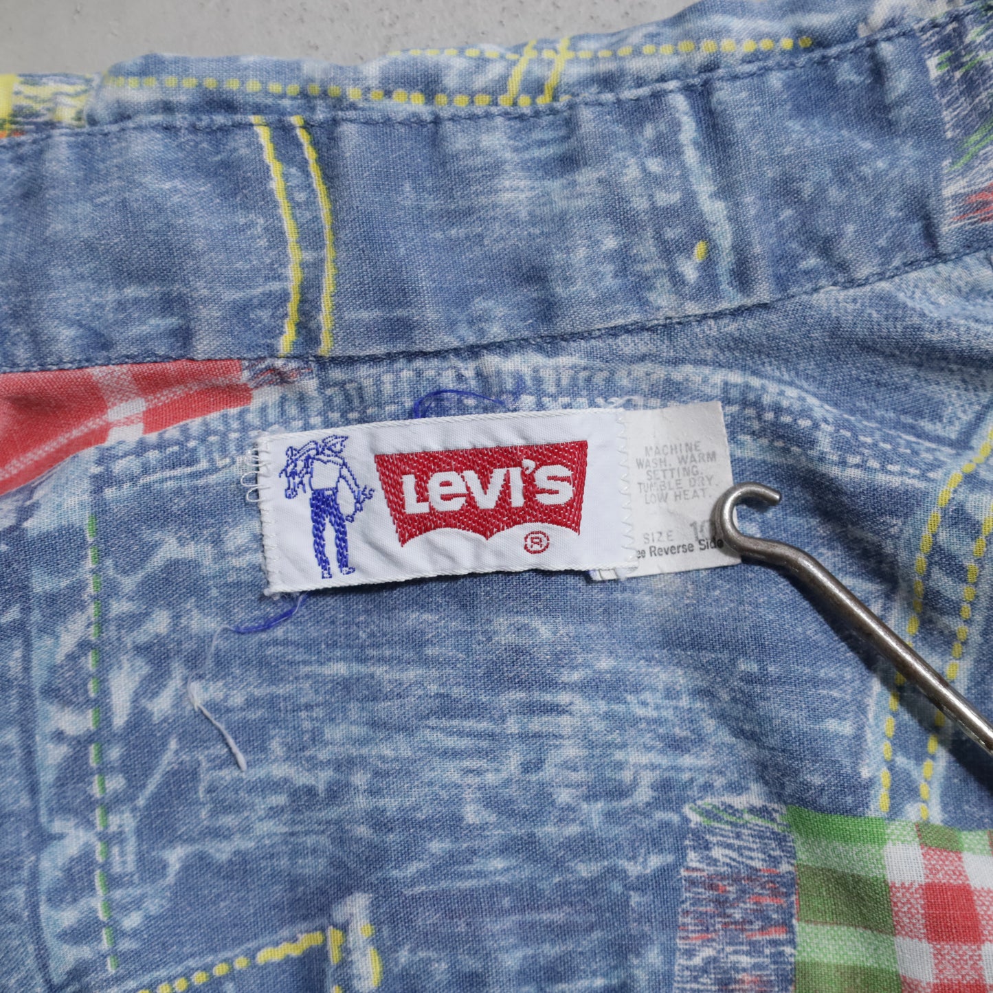LEVI'S BIGE PRINT PATCHWORK SHIRT (SIZE 10/SADDLEMAN TAG/GOOD CONDITION)