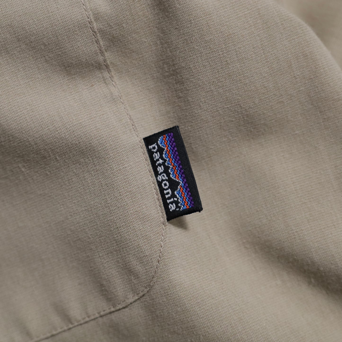 PATAGONIA ISLAND HOPPER SHIRT (LARGE/GOOD CONDITION)