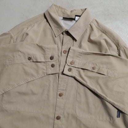 PATAGONIA ISLAND HOPPER SHIRT (LARGE/GOOD CONDITION)